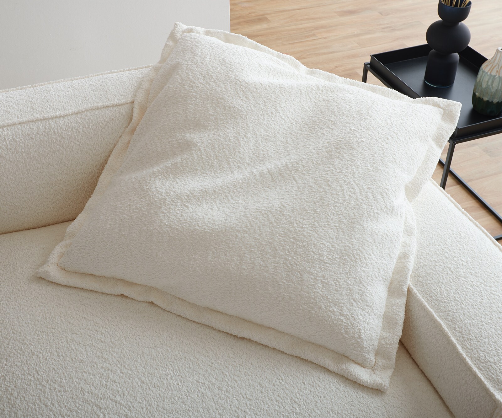 Sierkussen Sirpio 70x70 bouclé crème-wit  4