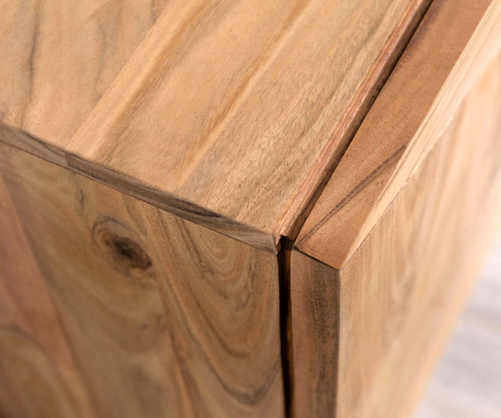 Dressoir Wyatt 175 cm acacia natuur 3 deuren 1 Dressoir Wyatt 175 cm acacia natuur 3 deuren 1