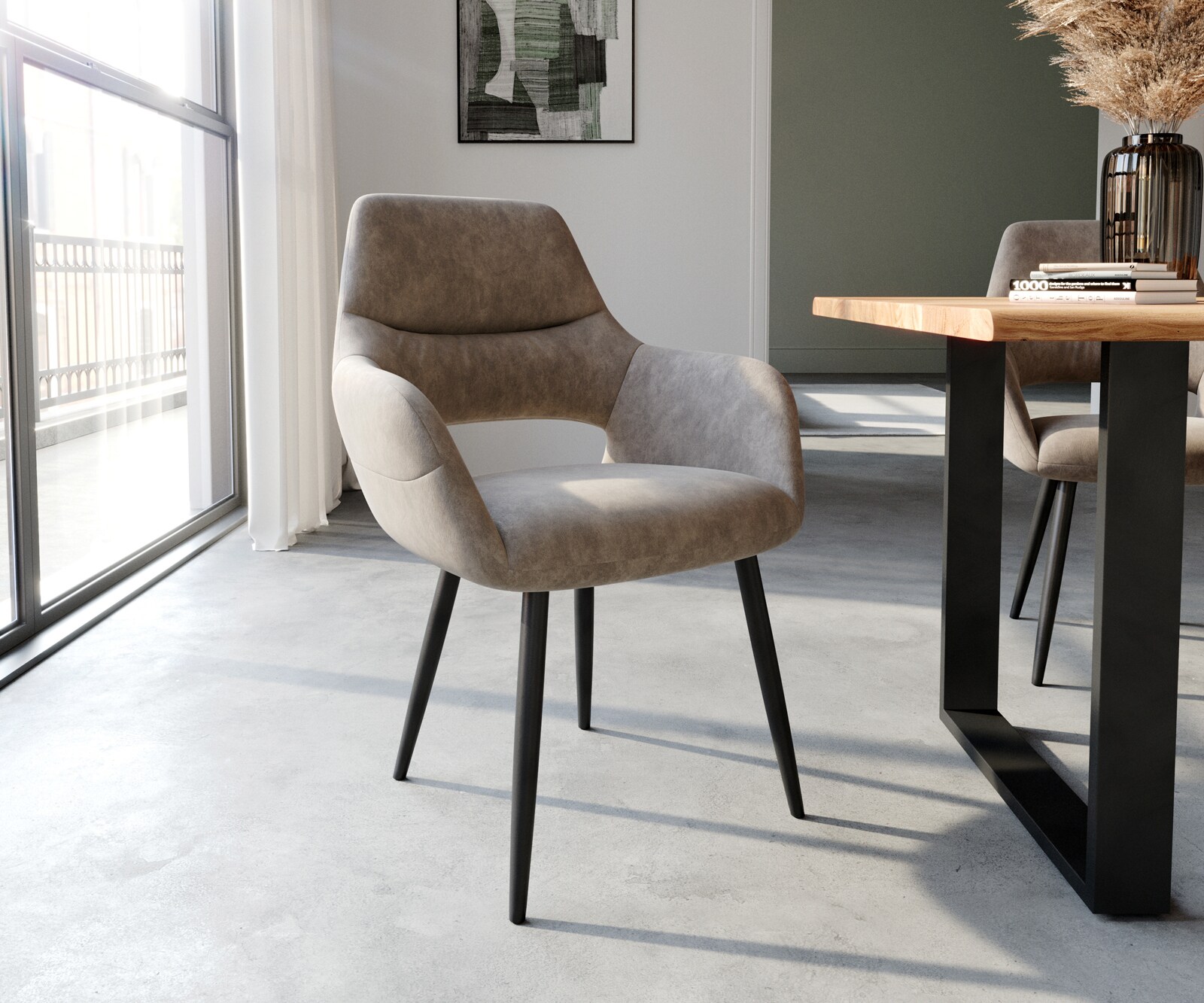 Eetkamerstoel Yago-Flex met armleuning microvelours taupe vintage 4-poot conisch zwart pocketveer kern 1