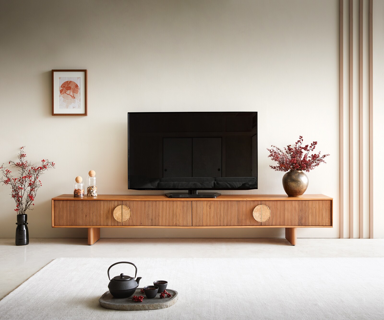 Tv-meubel Surimu 240 cm acacia lichtbruin 4 deurs kurkgreep houten pootjes 1