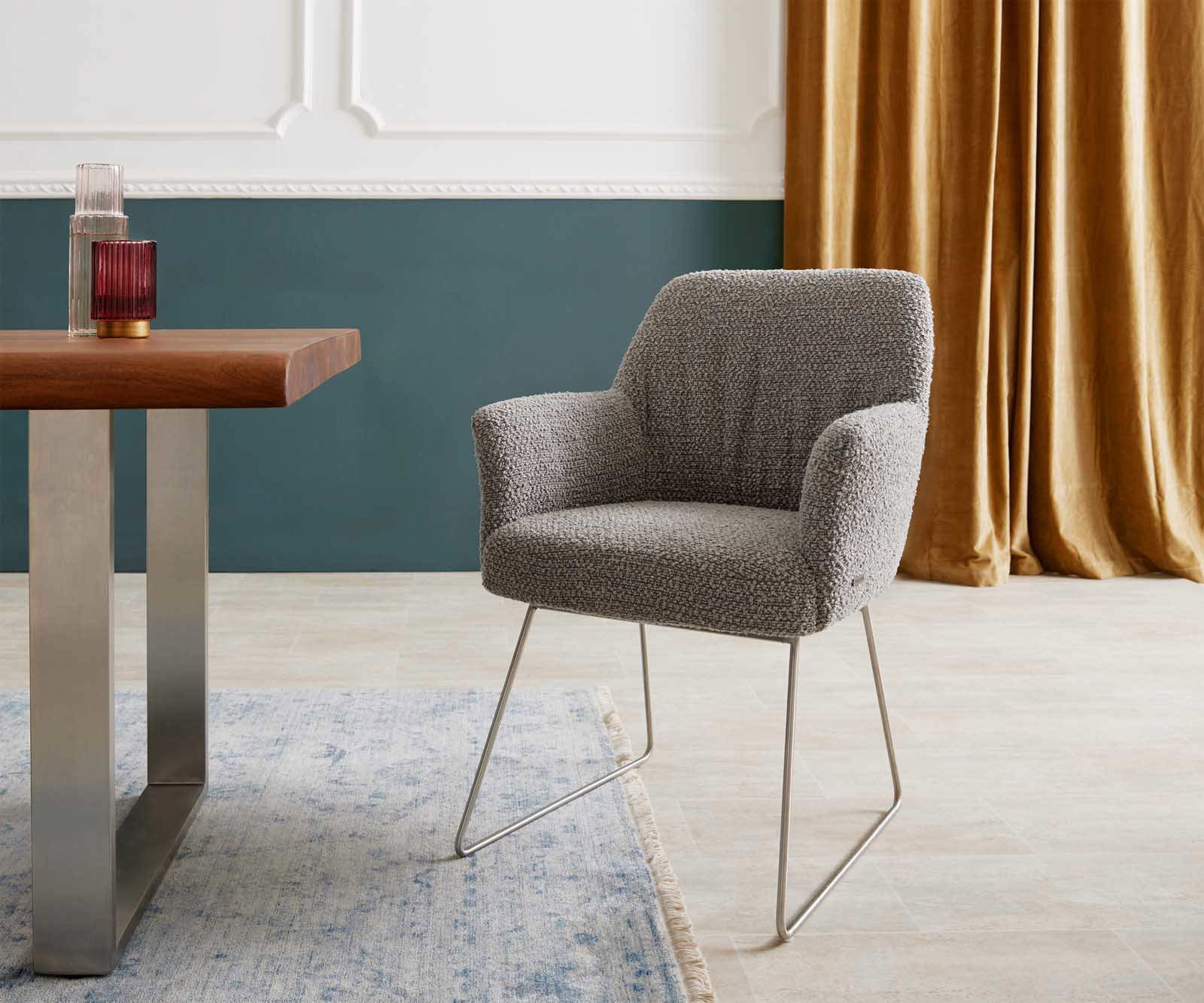 Eetkamerstoel Xana-Flex met armleuning bouclé zilver grijs slipframe roestvrij staal pocketveer kern Eetkamerstoel Xana-Flex met armleuning bouclé zilver grijs slipframe roestvrij staal pocketveer kern