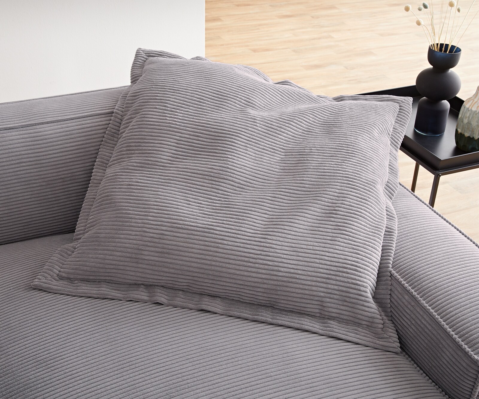 Sirpio kussen 85x85 koord zilvergrijs 3 Sirpio kussen 85x85 koord zilvergrijs 3