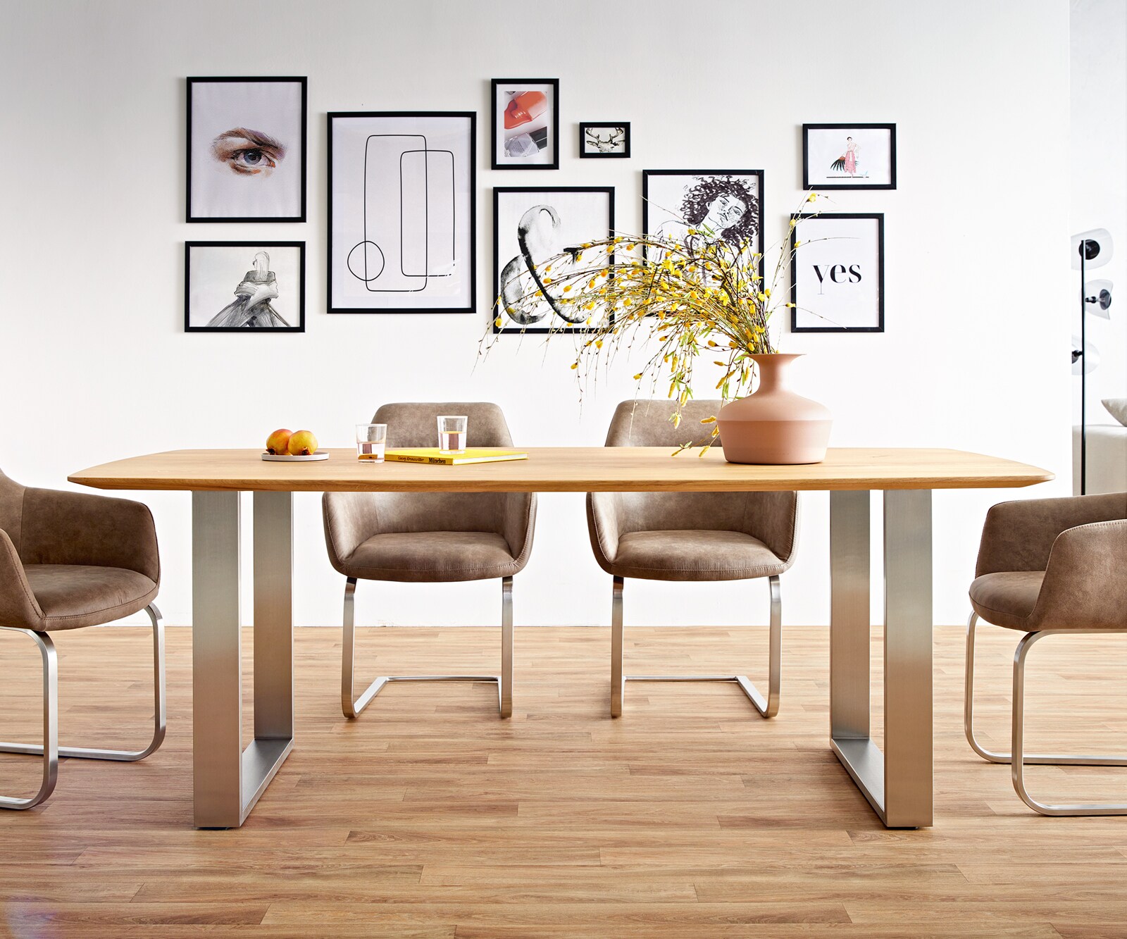 Eettafel Edge Boot 200x100x2,5-3 eiken natuur roestvrij staal  smal  Schweizer Kante 5