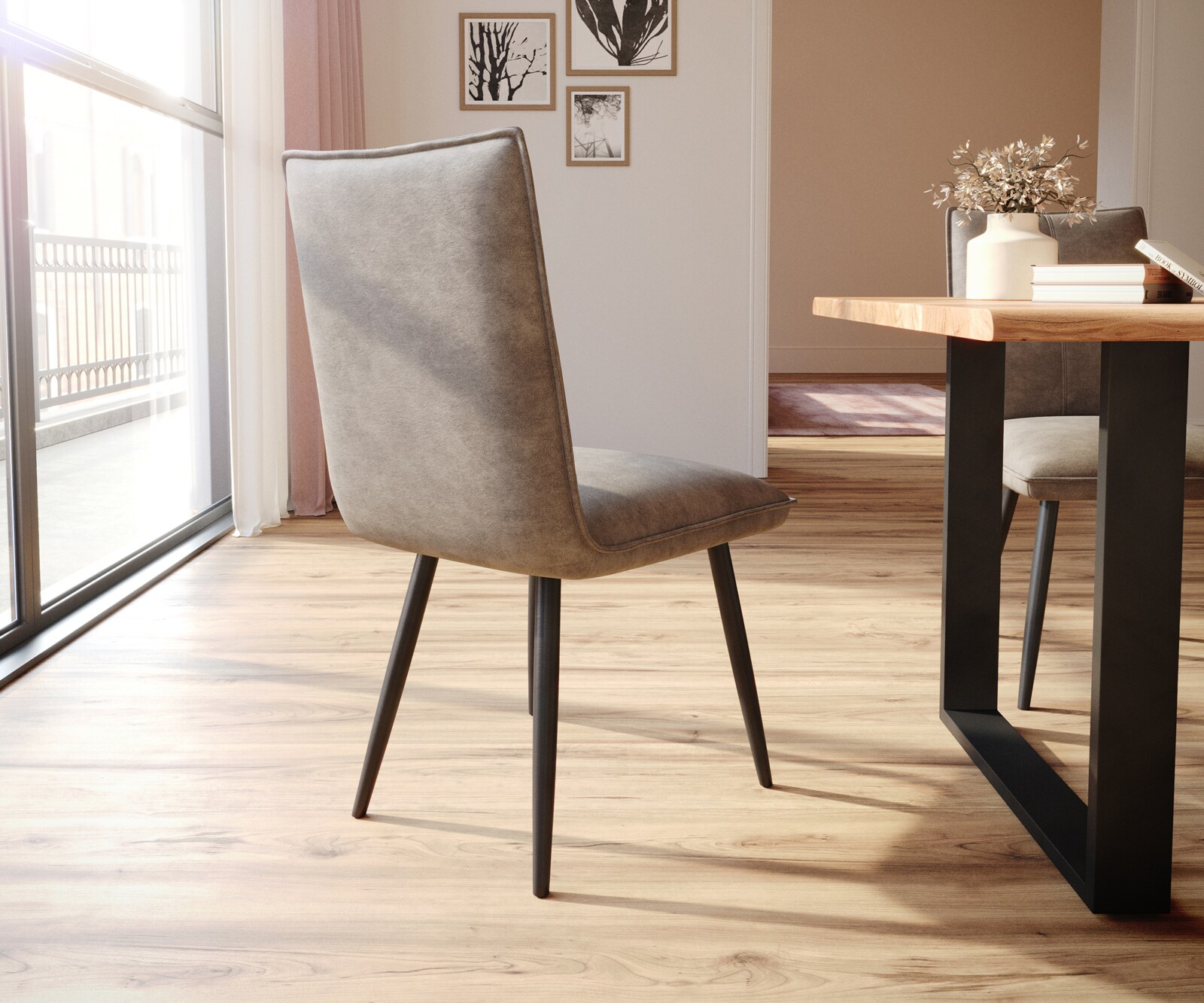 Eetkamerstoel Lelio-Flex microvelours taupe vintage 4-poot conisch zwart pocketveer kern 4 Eetkamerstoel Lelio-Flex microvelours taupe vintage 4-poot conisch zwart pocketveer kern 4