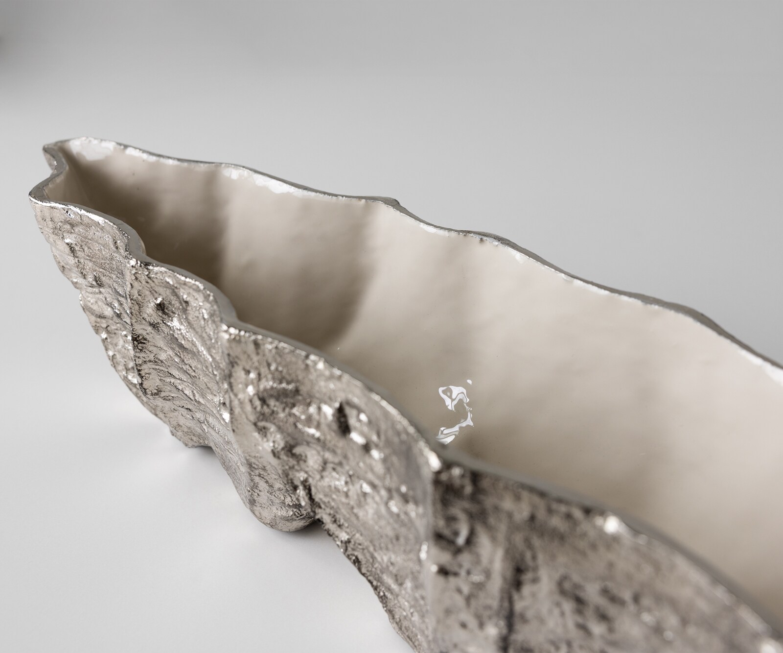 Schaal Riffa B70 x D16 x H15 cm Aluminium Platin Opal Handgemaakt 3