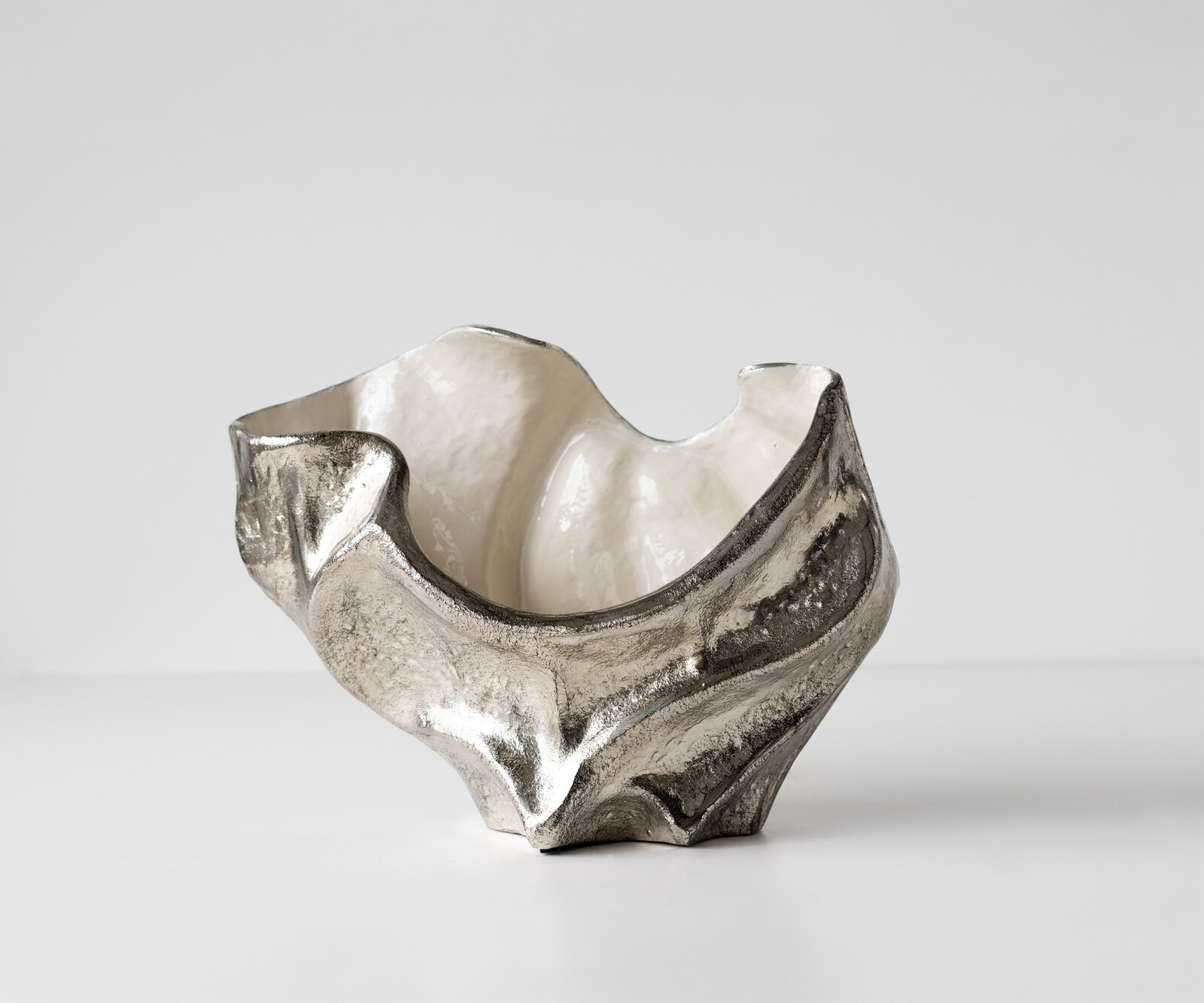 Schaal Valena B39 x D17 x H29 cm Aluminium Platin Opal Handgemaakt