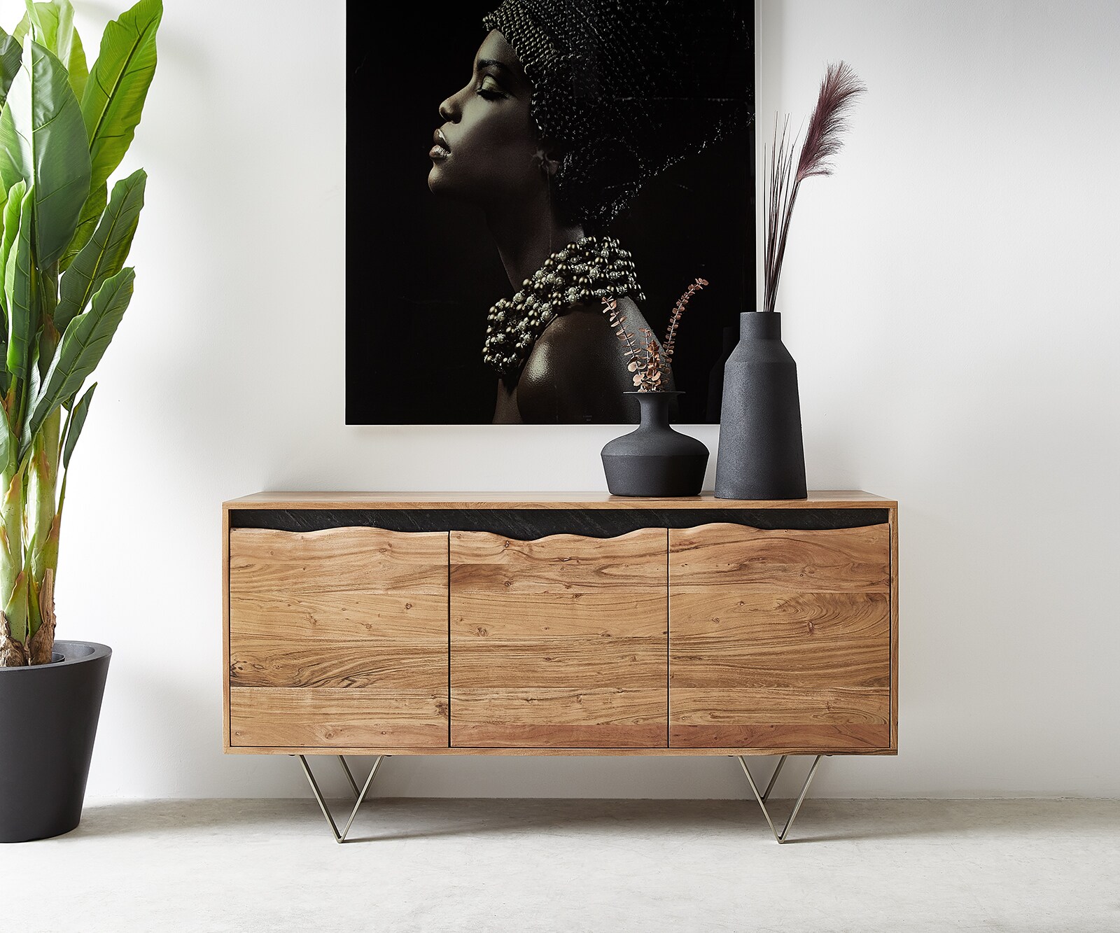 Dressoir Stonegrace 147x45 cm natuur acacia 3 deuren boomrand 1