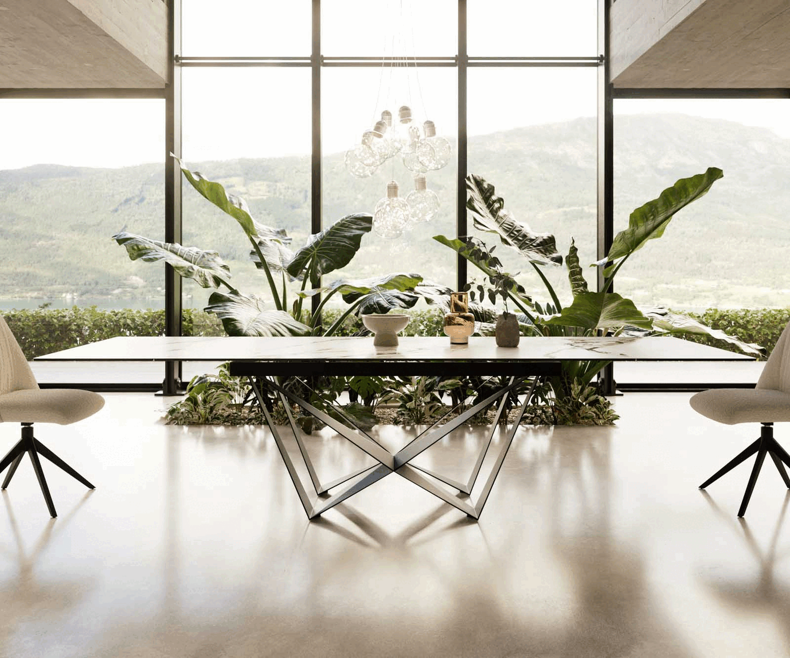Eetkamertafel Edge 200-300x100 keramiek Calacatta Luxe wit-goud-grijs spider vlak staal zwart uitschuifbaar 1
