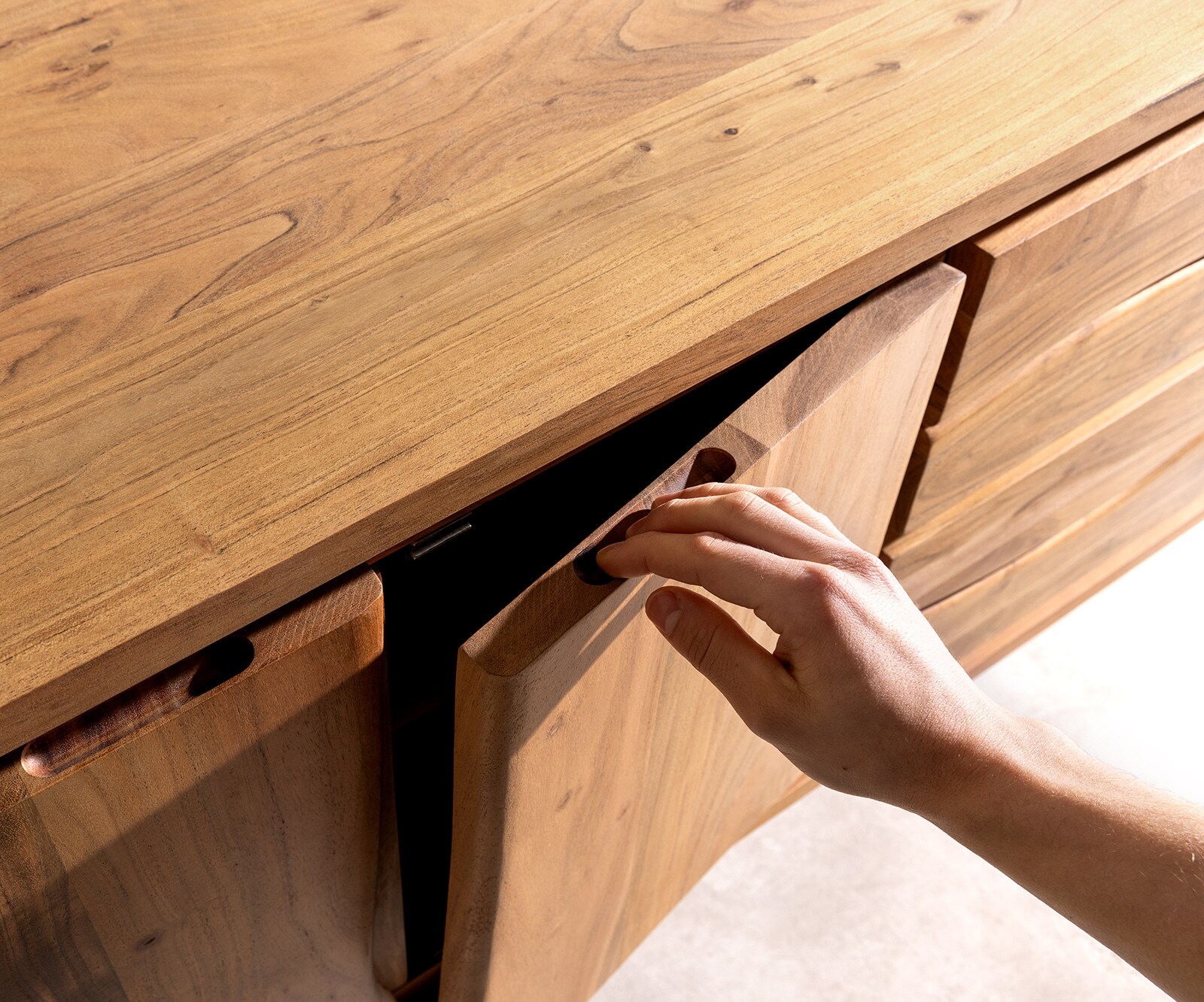 TV-meubel Live-Edge 200 cm acacia natuur 4 deuren 2 laden 4