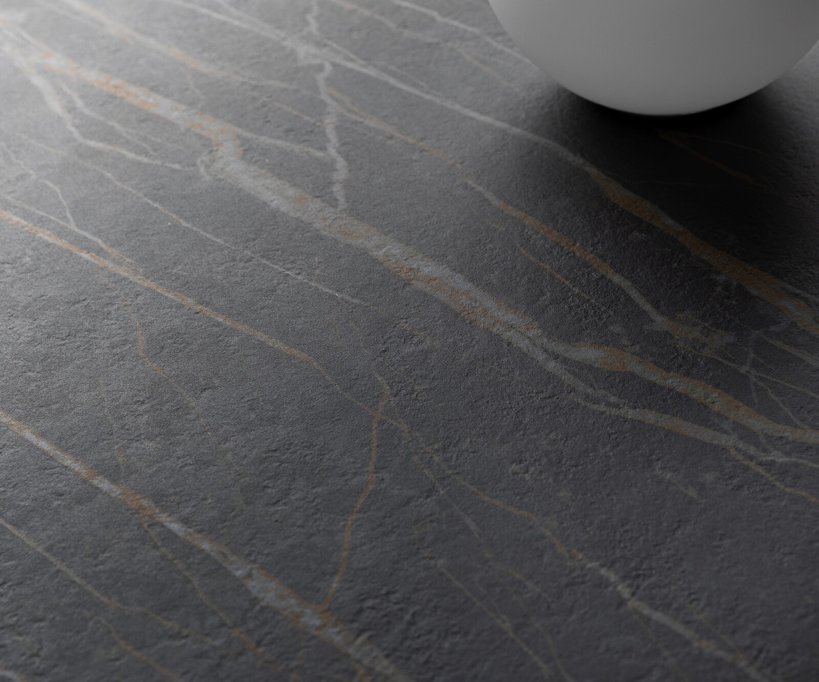 Salontafel Edge Oval 140x75 cm keramiek Laminam® Noir Desir bruin Vibany zwart metaal 5