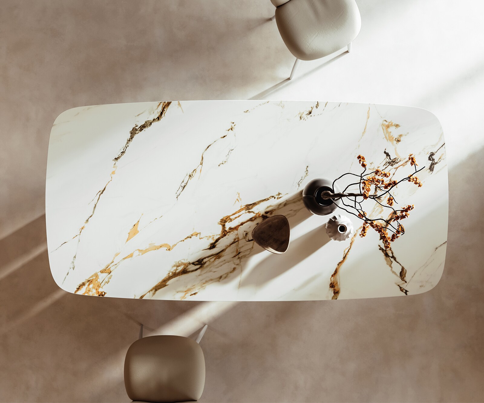 Eetkamertafel Edge Boot 240x120 keramiek Calacatta Luxe wit-Gold-grijs Pilier metaal wit 5