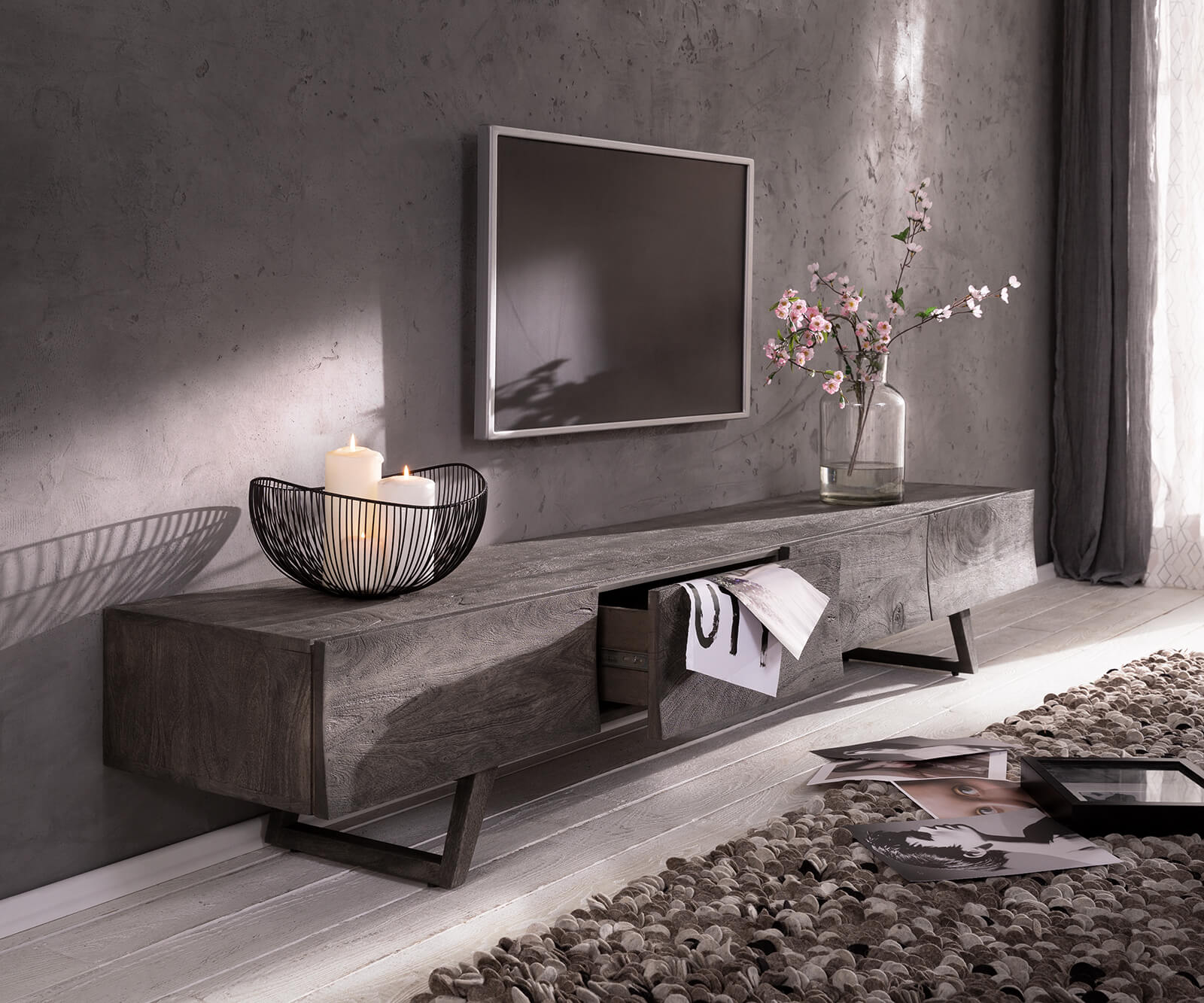 Designer-Lowboard Wyatt 220 cm platina 4 laden