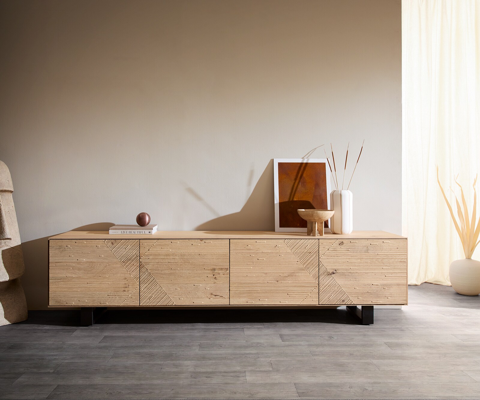 TV-meubel Tereos 220 cm eiken natuur 3D-effect 4 deuren metalen sledepoten zwart 1