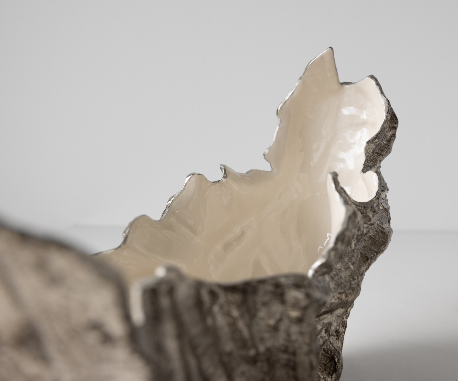 Schaal Maris B52 x D15 x H28 cm Aluminium Platin Opal Handgemaakt 5