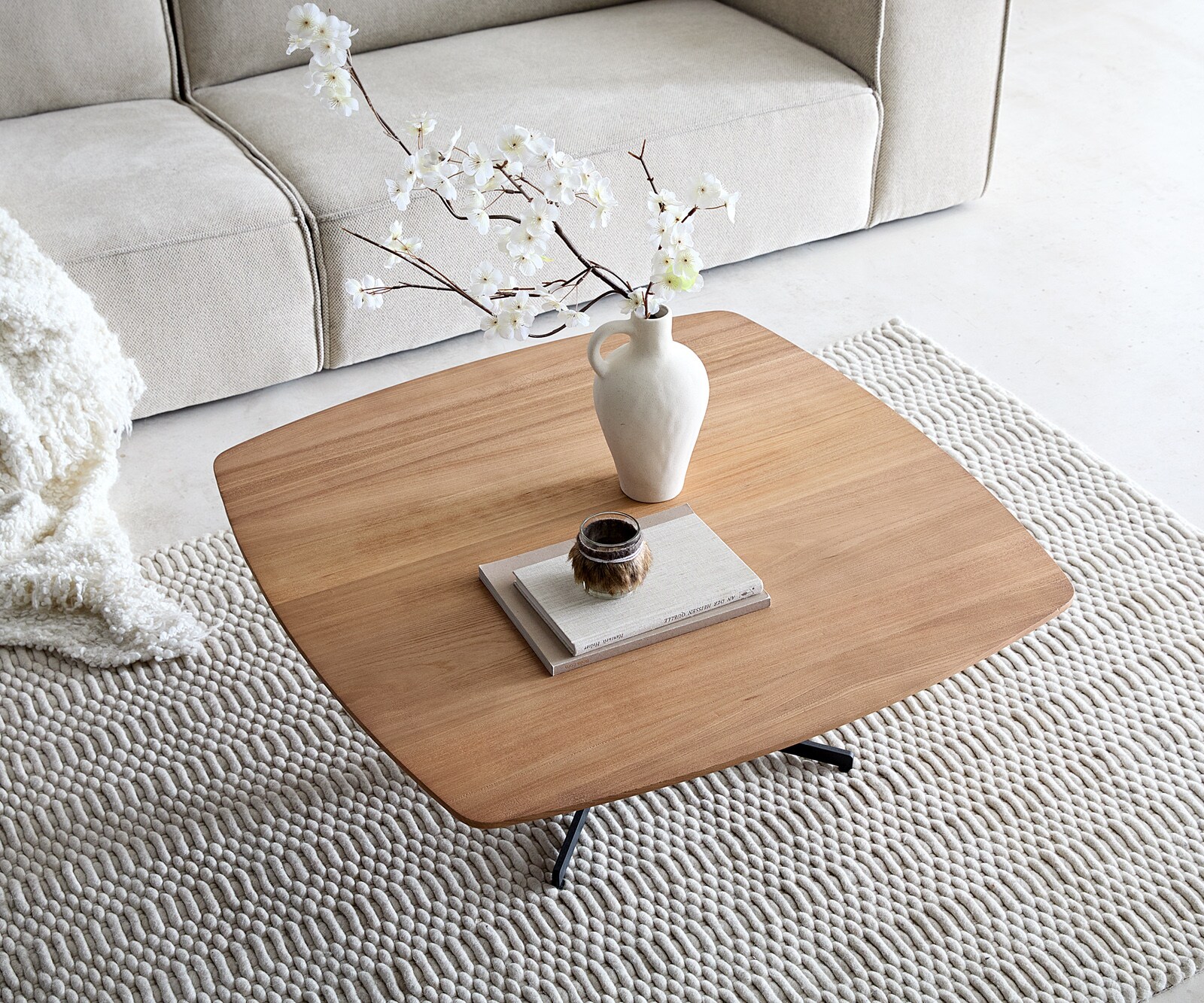 Salontafel Talita 90x90 cm iep natuur metaal effect afwerking titanium 3