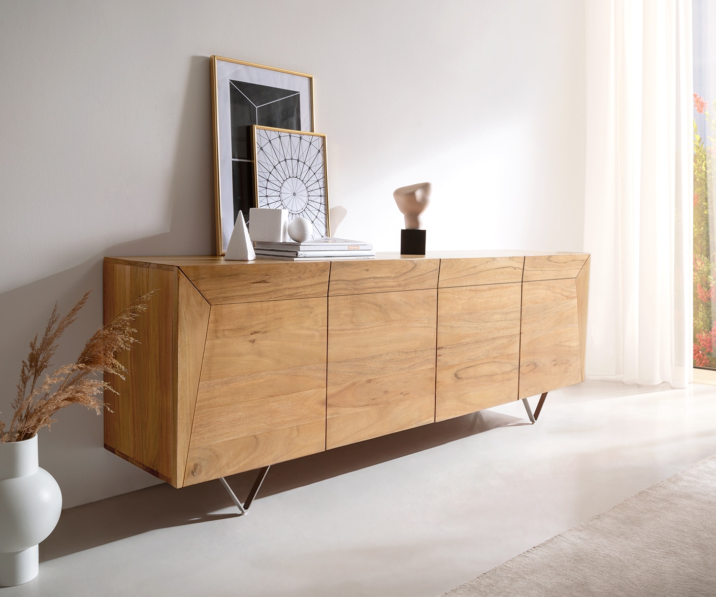 Dressoir Kayu 200x40x70 cm acacia natuur 4 deuren V-poot Dressoir Kayu 200x40x70 cm acacia natuur 4 deuren V-poot