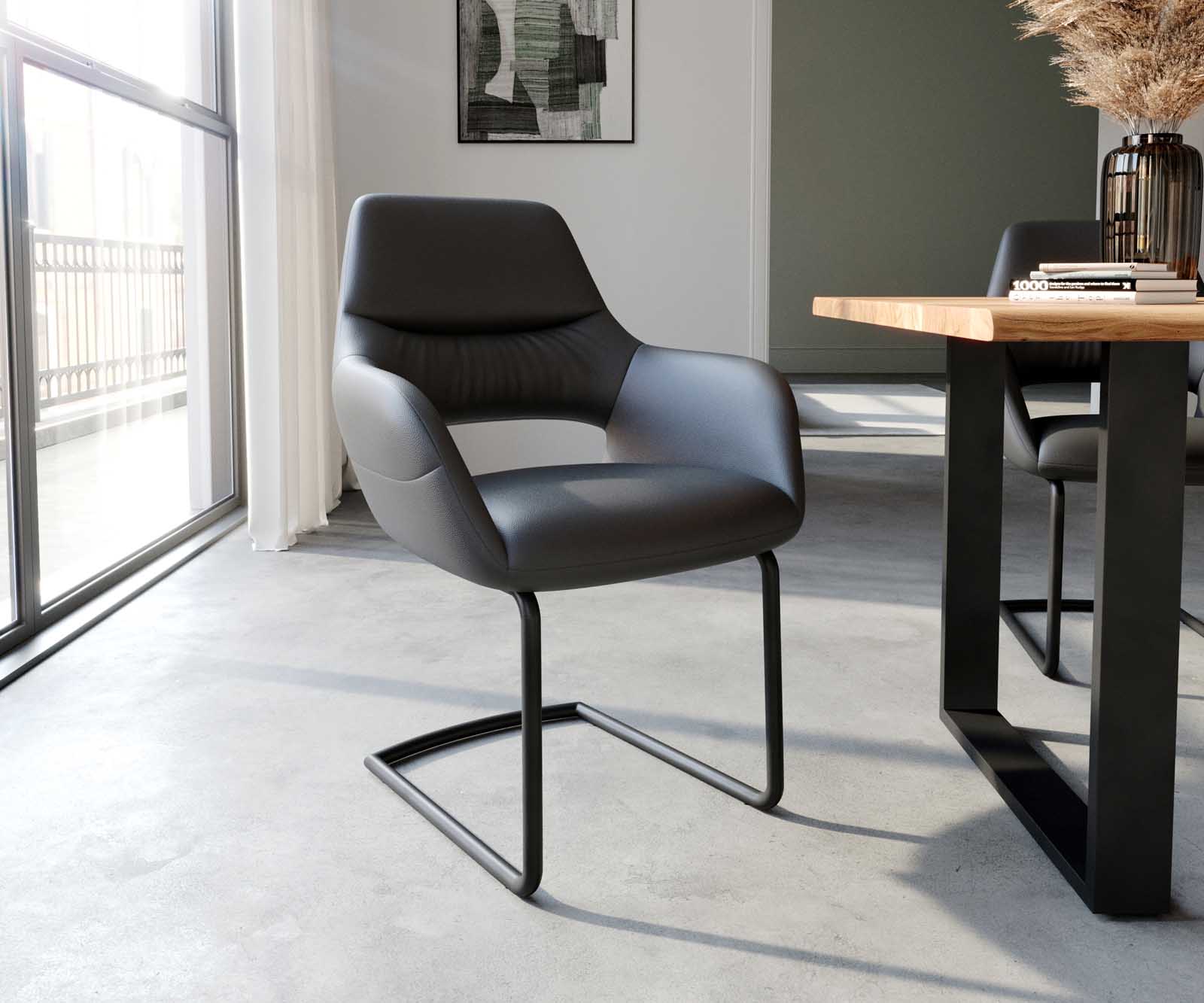 Sledemodel Yago-Flex met armleuning echt leer zwart sledemodel rond zwart pocketveer kern
