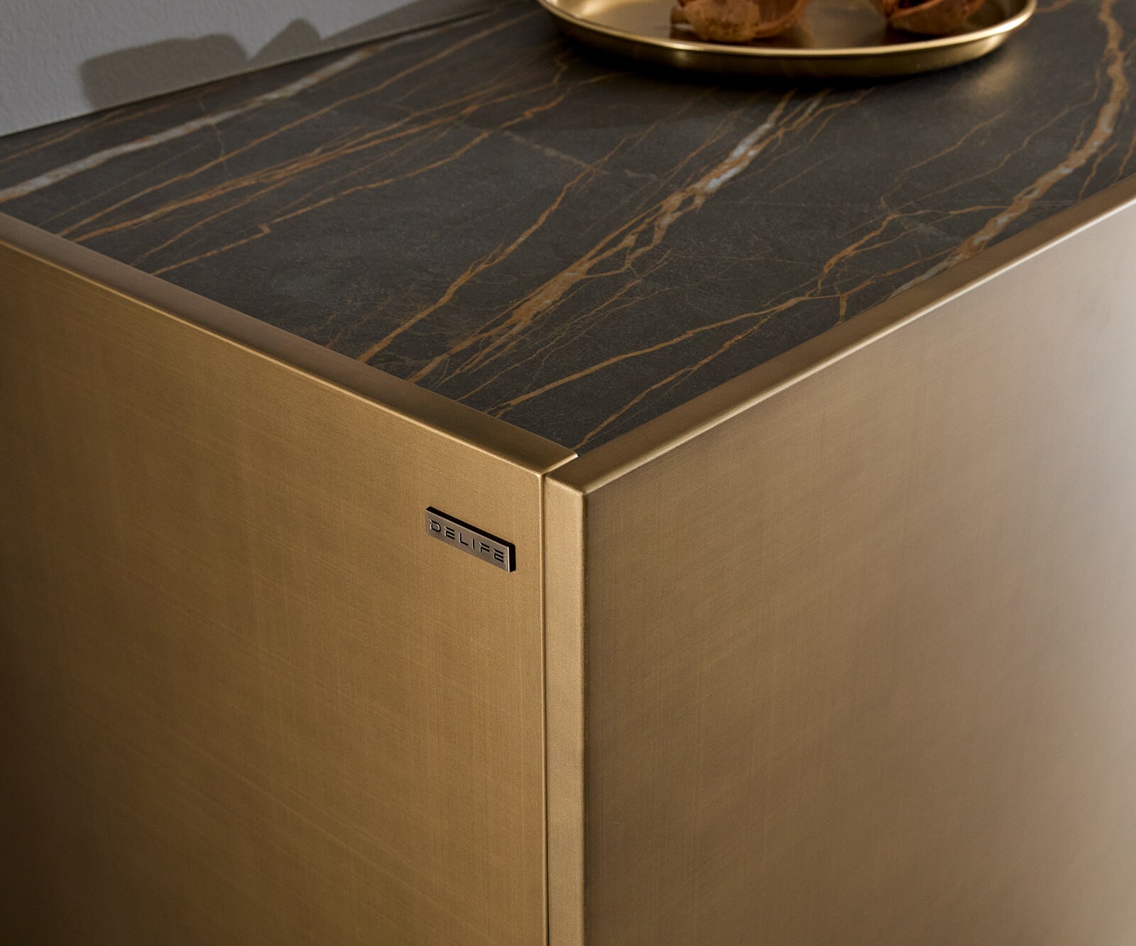 Dressoir Kazu metaal goud 220 cm 4 deuren acrylvoet keramiek Laminam®Noir Desir bruin 3