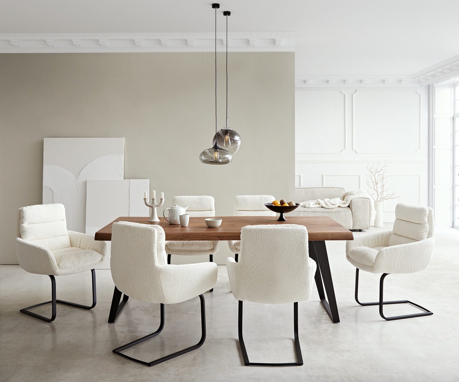 Sledemodel Abelia-Flex met armleuning bouclé wit sledemodel vlak zwart 3 Sledemodel Abelia-Flex met armleuning bouclé wit sledemodel vlak zwart 3