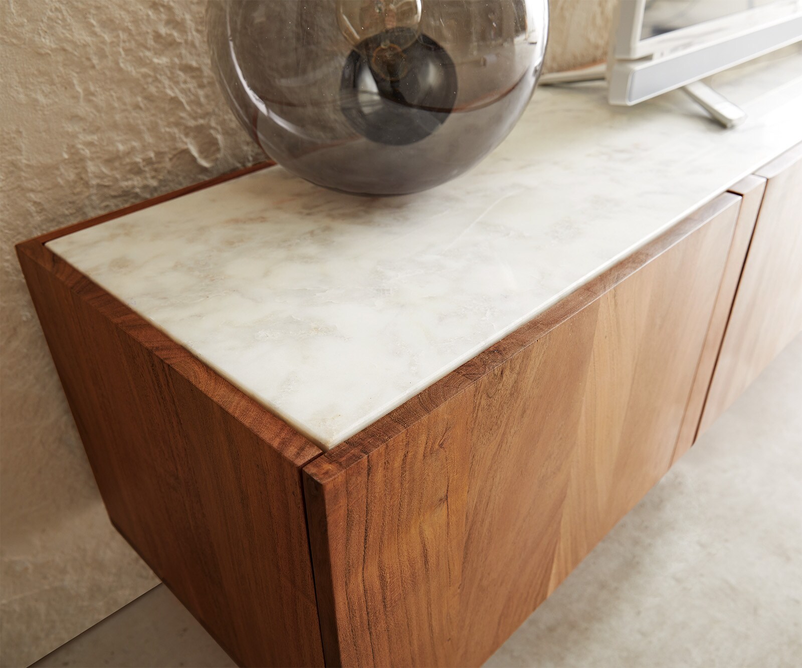 TV-meubel Secara 220 cm acacia natuur 4 deuren marmer zwevend 3 TV-meubel Secara 220 cm acacia natuur 4 deuren marmer zwevend 3