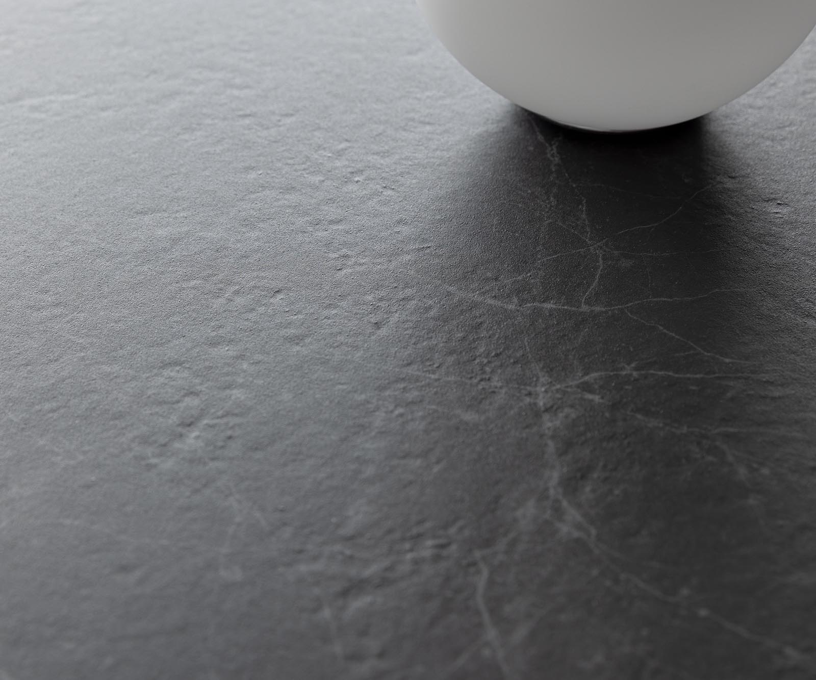 Eettafel Edge 300x100 Keramiek Laminam® Nero Greco Antraciet Infinity Metaal Zwart 3