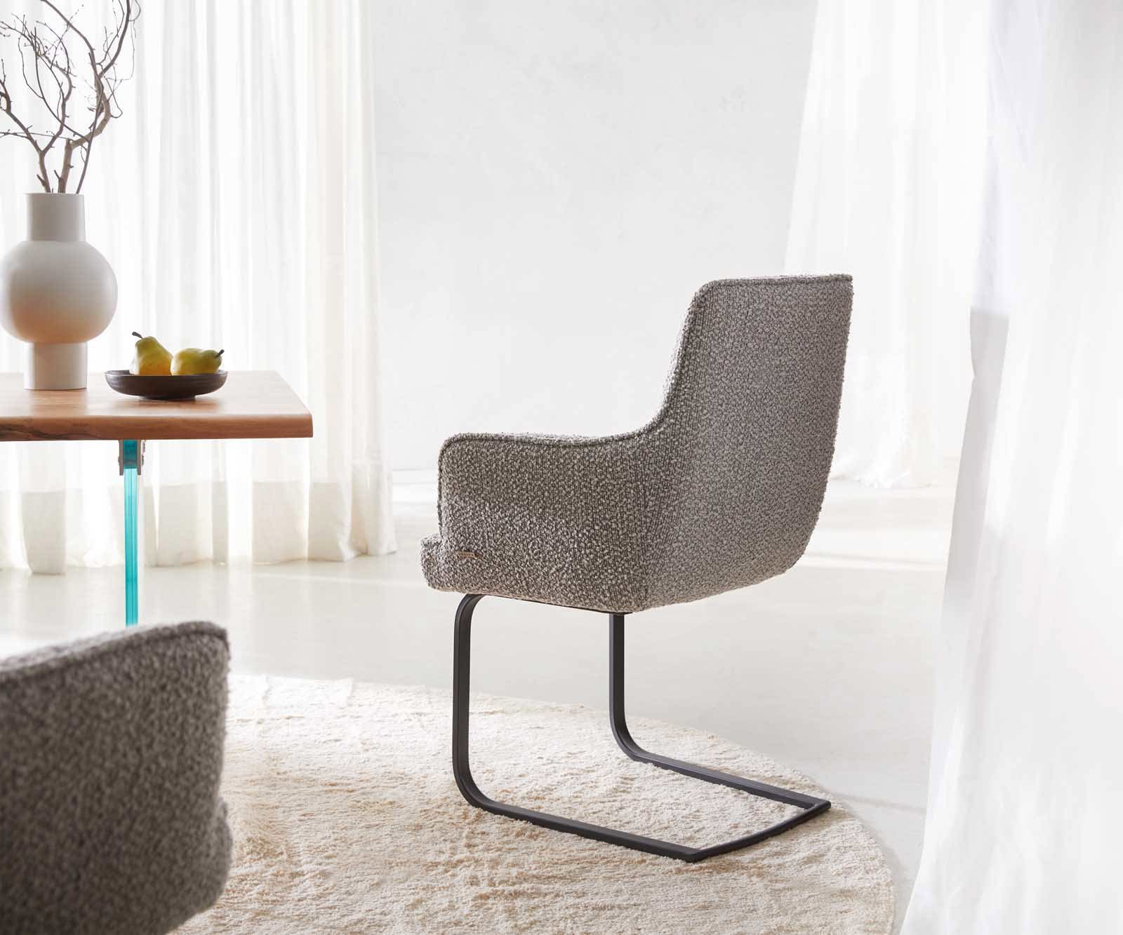 Sledemodel Heira-Flex met armleuning bouclé zilver grijs sledemodel vlak zwart pocketveer kern 5