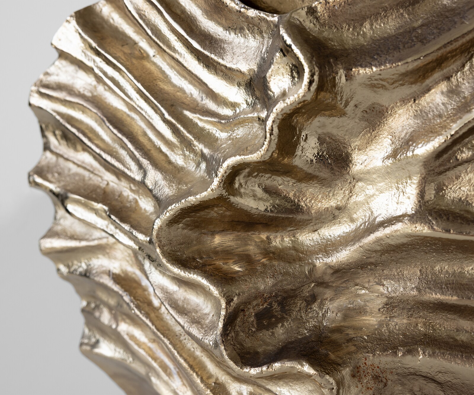 Vaas Nerina B47 x D18 x H42 cm Aluminium Champagner Handgemaakt 2