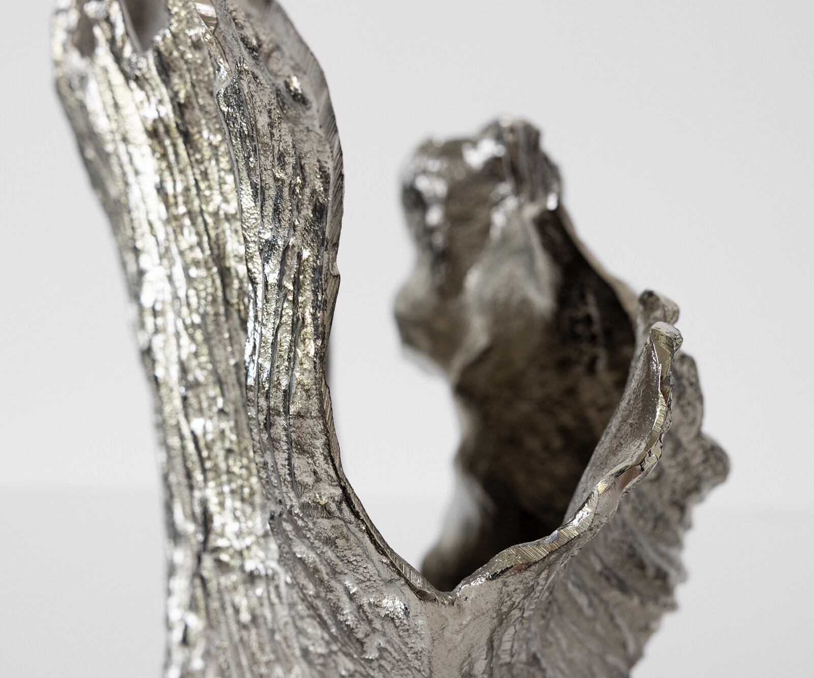 Vaas Corallo B43 x D24 x H61 cm Aluminium Platin Handgemaakt 6