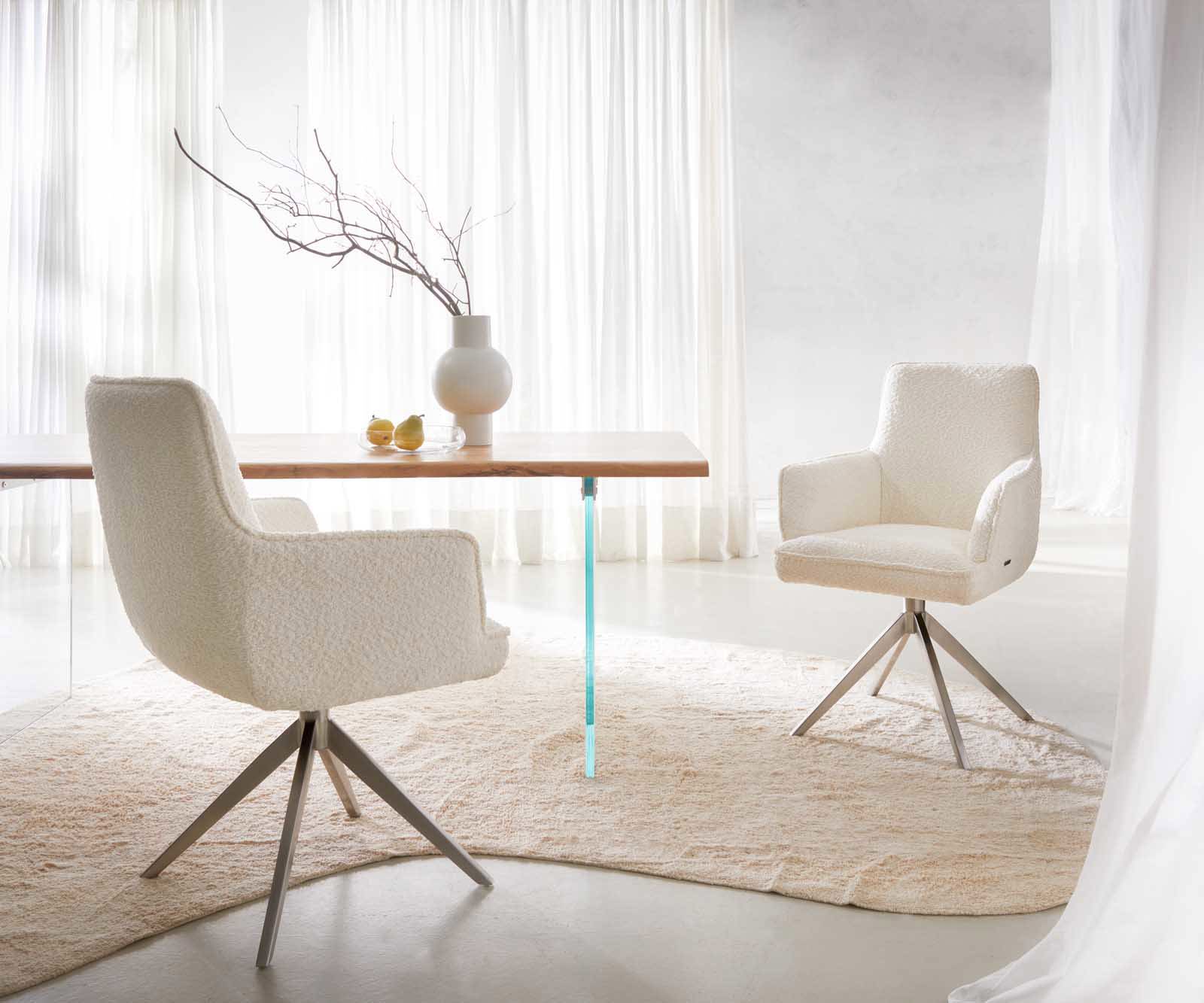 Draaistoel Heira-Flex met armleuning bouclé wit kruisframe breed roestvrij staal 360° draaibaar pocketveer kern 5 Draaistoel Heira-Flex met armleuning bouclé wit kruisframe breed roestvrij staal 360° draaibaar pocketveer kern 5