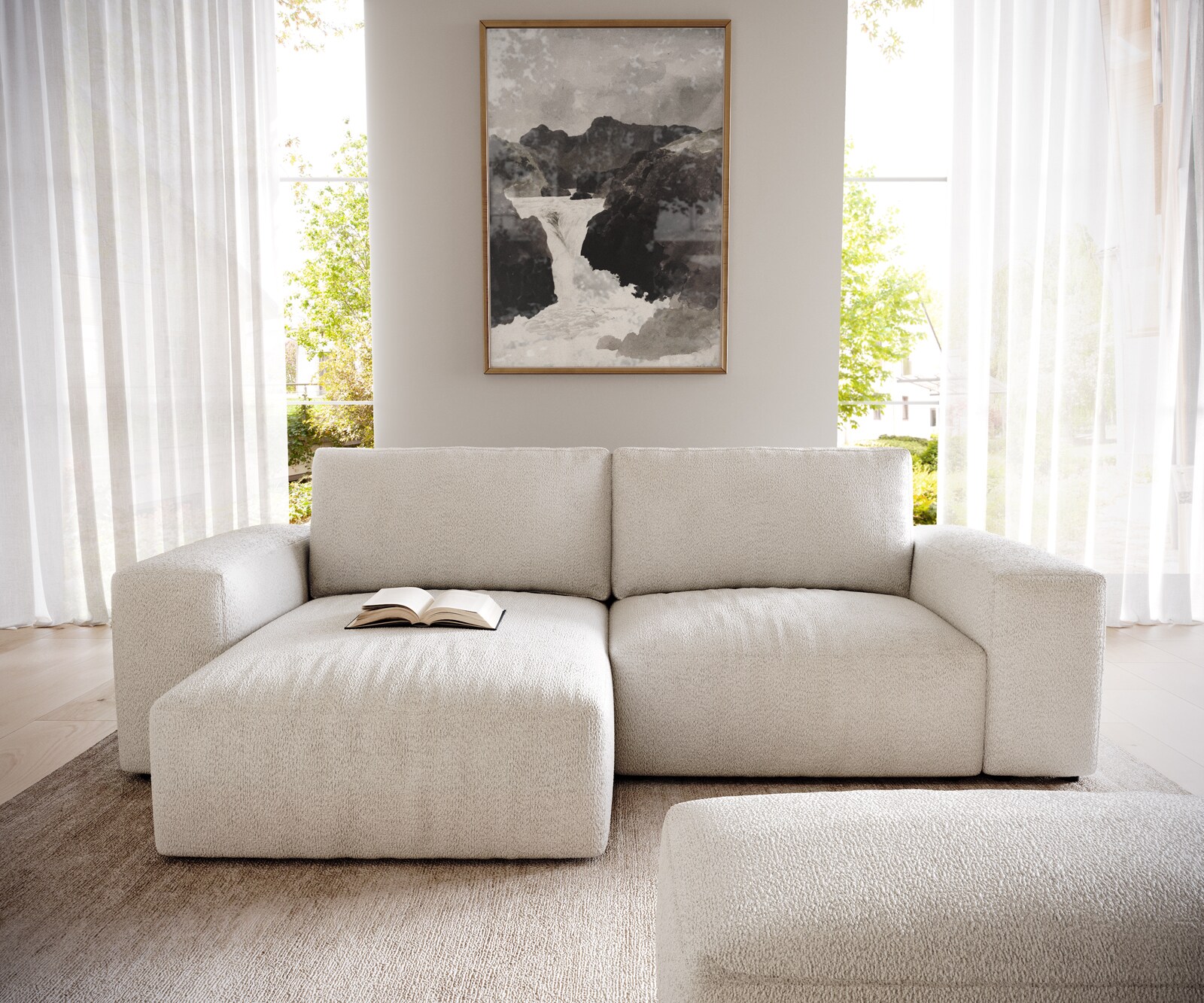 Hoeksofa Lanzo 230x155 cm bouclé crème-wit met variabele recamière en hocker 1