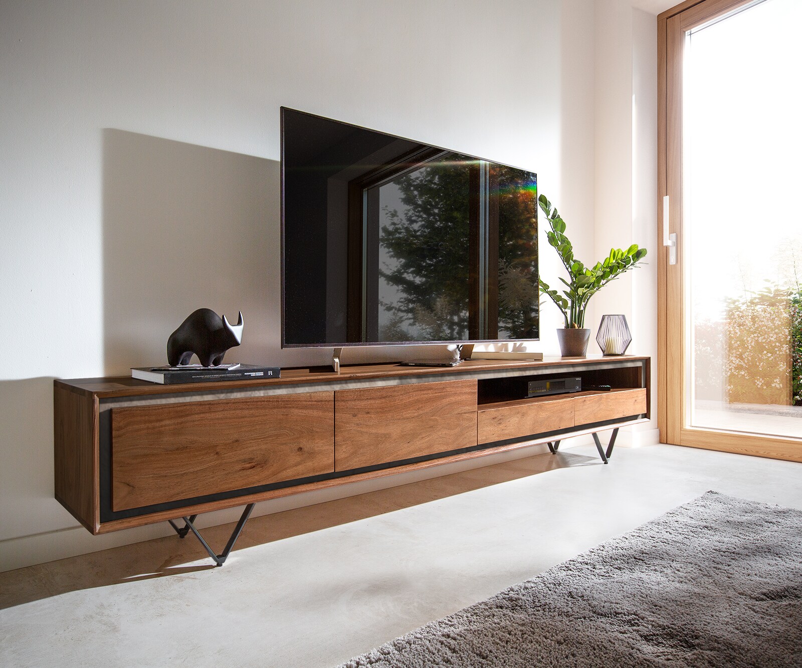 Tv-meubel Stonegrace 240 cm acacia bruin steenfineer 2 deuren 2 laden 1 legplank V-poot zwart