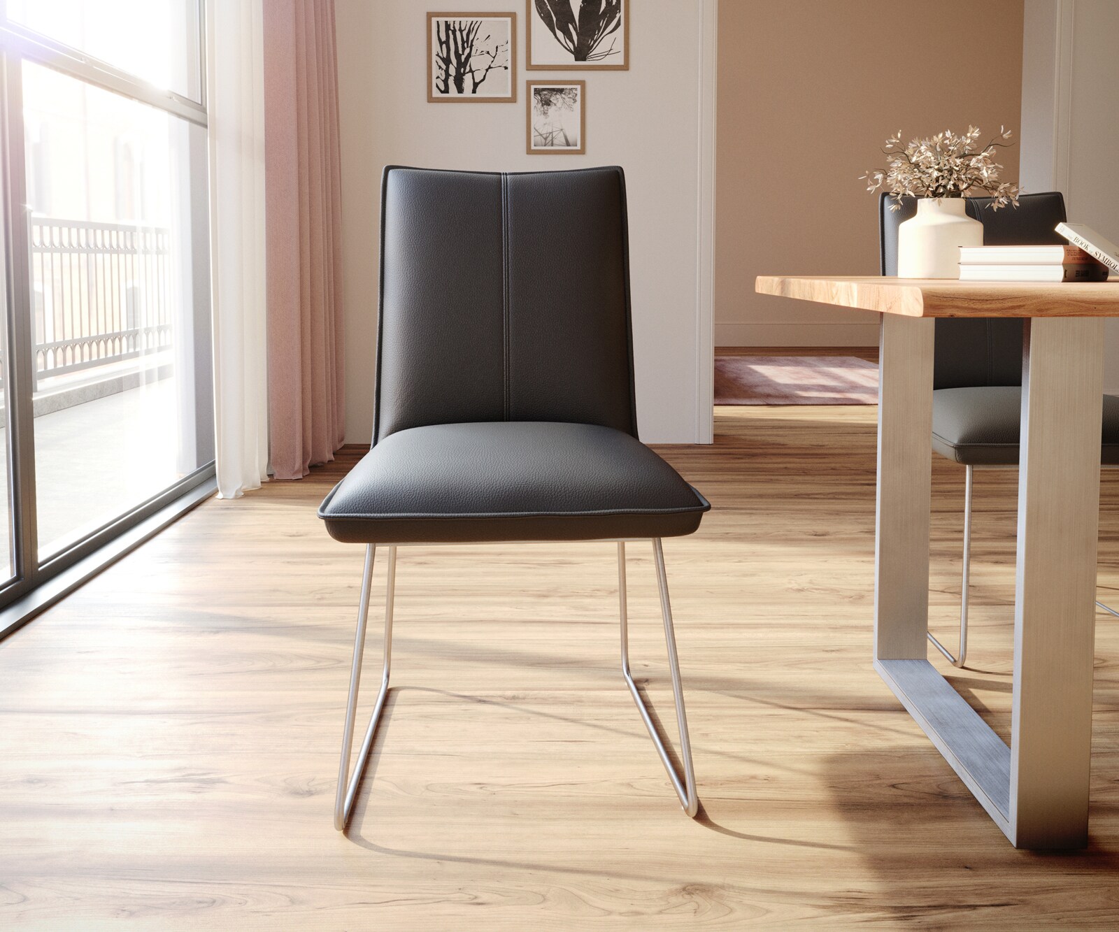 Eetkamerstoel Lelio-Flex echt leer zwart slipframe roestvrij staal pocketveer kern 1 Eetkamerstoel Lelio-Flex echt leer zwart slipframe roestvrij staal pocketveer kern 1