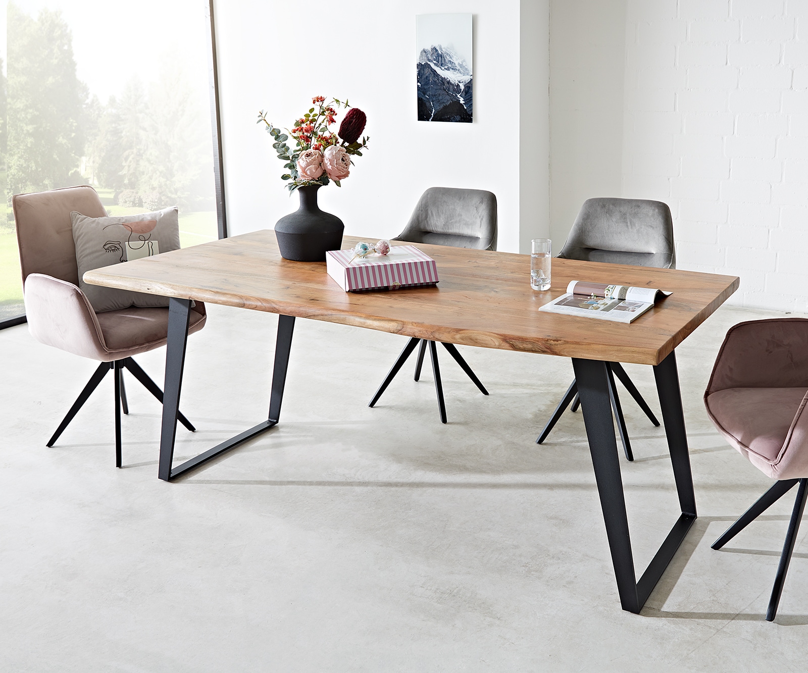 Eettafel Edge 180x90 XL acacia natuur metaal schuin Live-Edge Eettafel Edge 180x90 XL acacia natuur metaal schuin Live-Edge